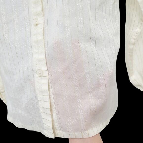 2/$20 Vintage 90s Top Fashion White With Gold Line Buttons Down Shirt Size: XS - Picture 6 of 6